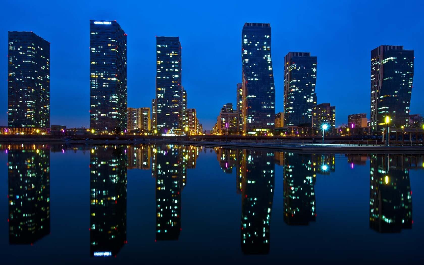 开云官方-比利时队主帅马丁内斯：球队在欧洲杯中的表现令人失望，比利时国家队主教练马丁内斯